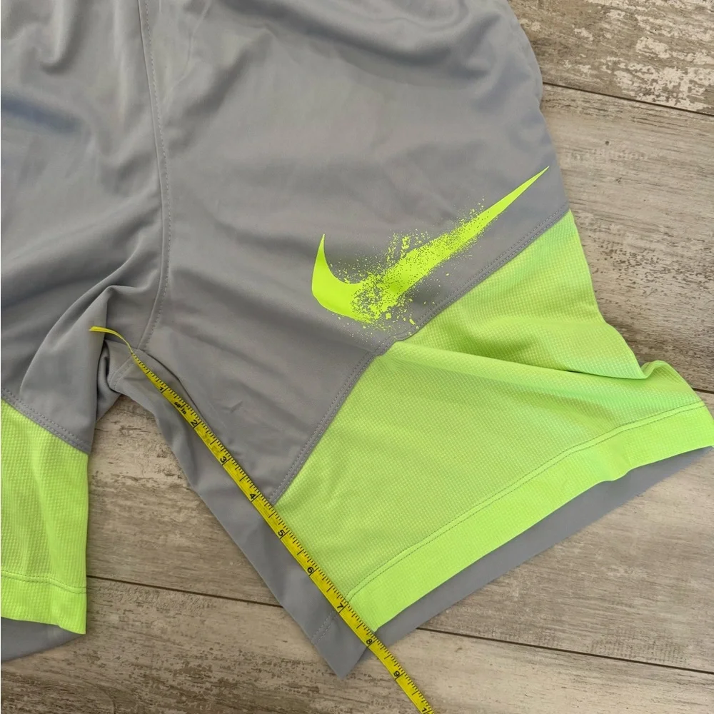 NIKE | Gray & Lime Green‎ Drawstrinf Sports Shorts w/ Pockets- Youth Large